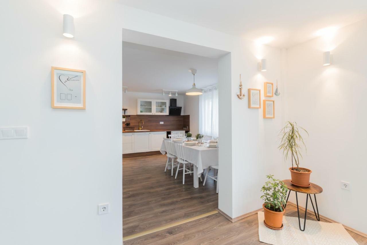 Apartmani Zara ซาตอน ภายนอก รูปภาพ