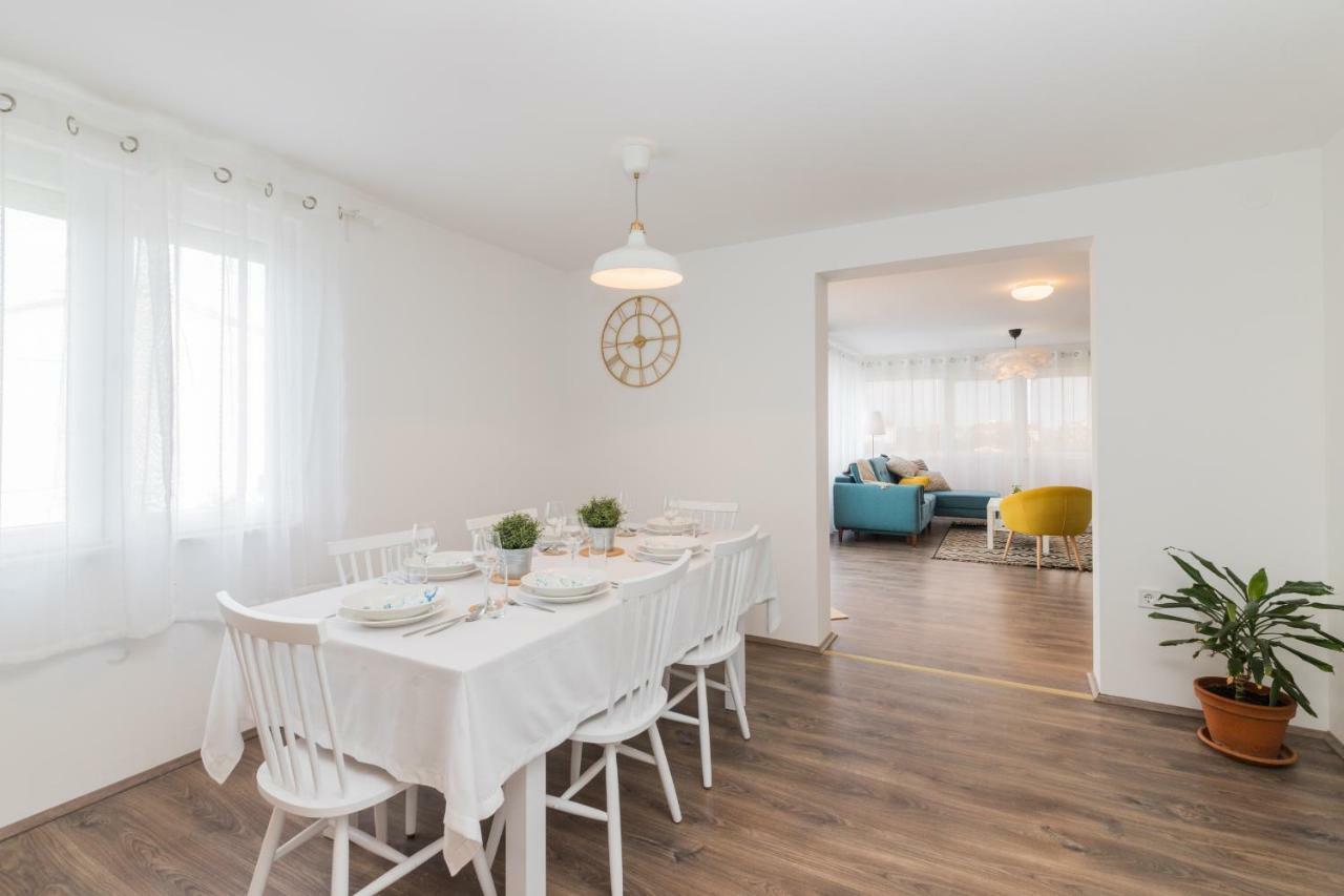 Apartmani Zara ซาตอน ภายนอก รูปภาพ